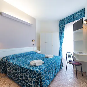 2000 Hotel Rimini